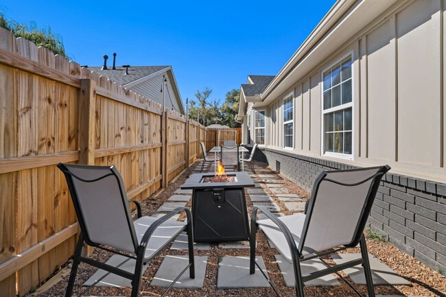 Photo - 809 SE E Ct Unit ID1221898P