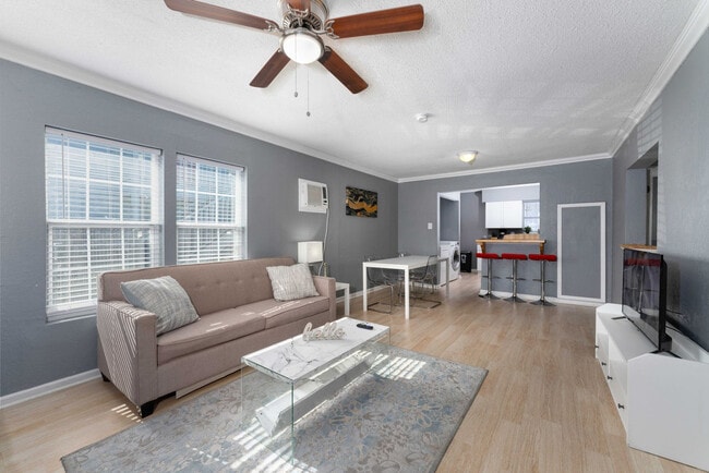 Photo - 1802 Morgan Ave Unit ID1268429P