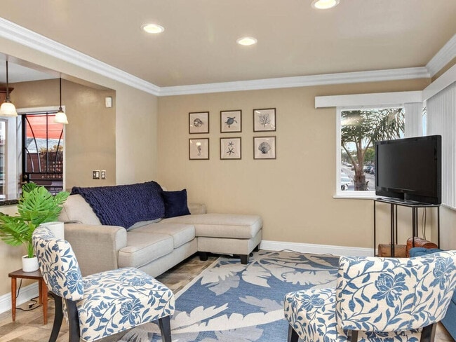 Photo - 227 S Horne St Unit SI FL1-ID1559823P