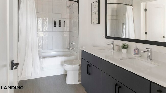 Photo - 1007 S Mint St Unit 705