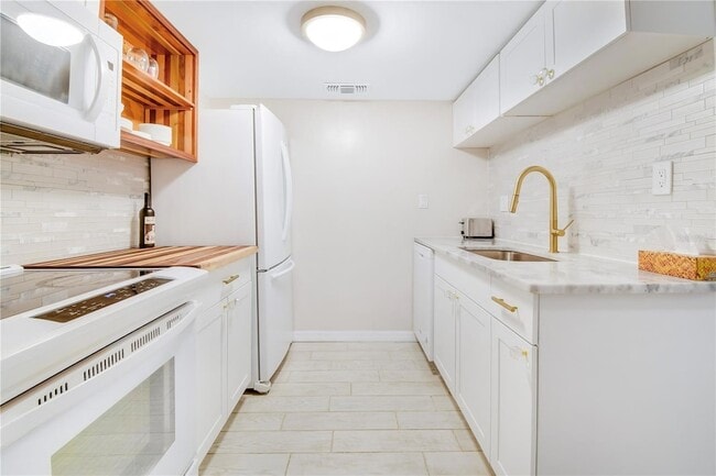 Photo - 3640 41st Ln S Unit G