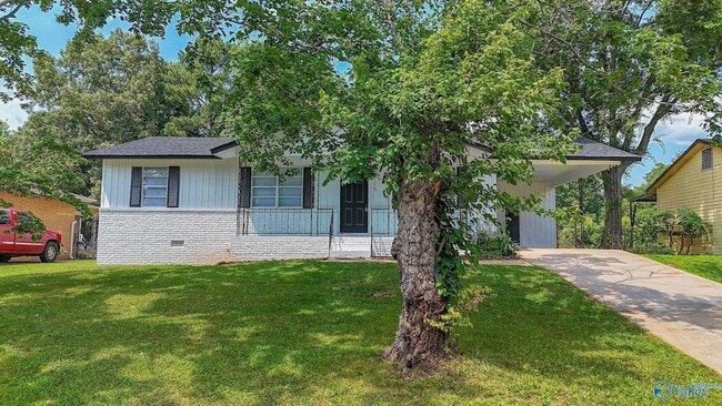 Photo - 629 Dawson Terrace NW