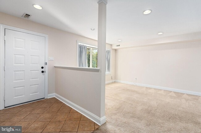 Photo - 3491 Coventry Pl