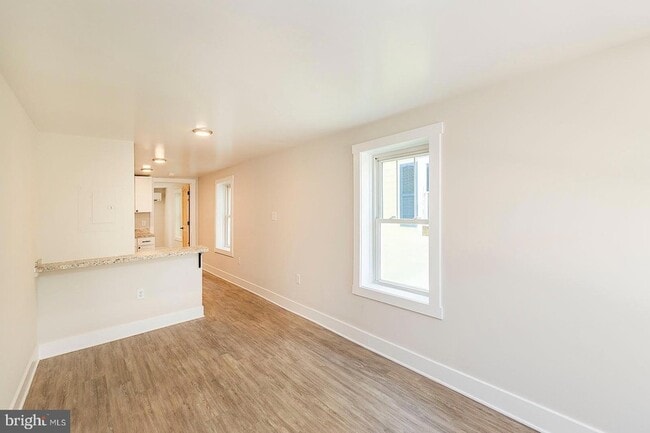 Photo - 550 N Loudoun St Unit 4