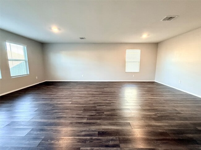 Photo - 1524 Avery Pointe Dr