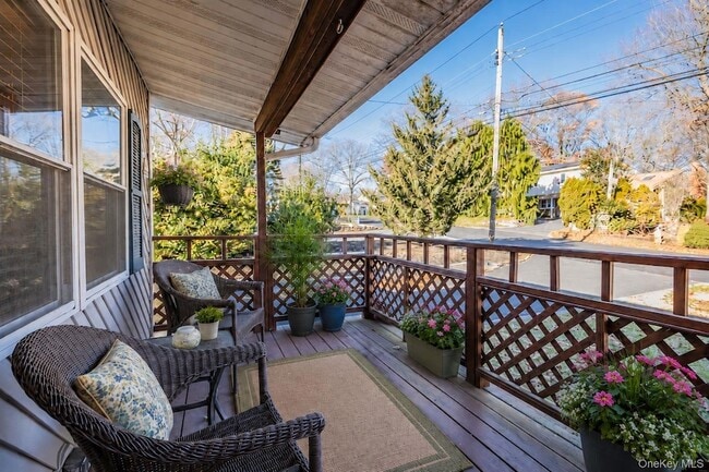 Photo - 54 Champlin St