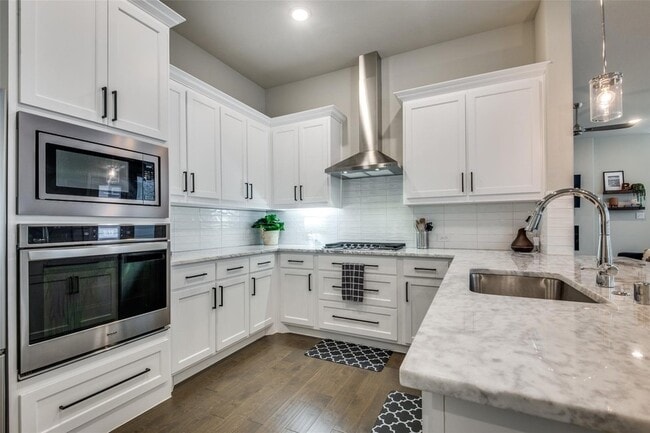 Photo - 4211 Curtiss Dr