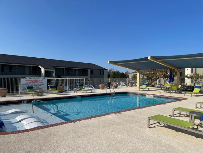 Photo - Sonterra West Apartments