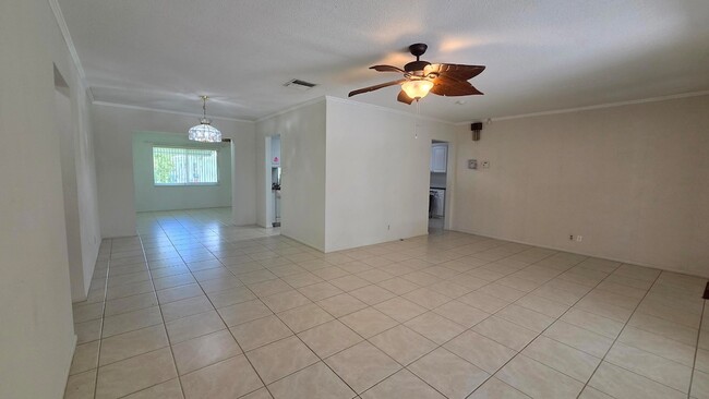 Photo - 7002 NW 71st Ave