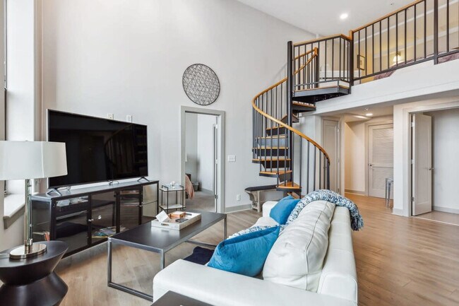 Photo - 10 Light St Unit ID1024671P