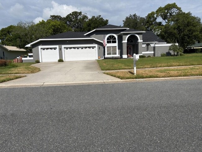 Photo - 18561 Winding Oaks Blvd