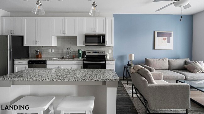 Building Photo - 2165 Nolensville Pk Unit 2-012