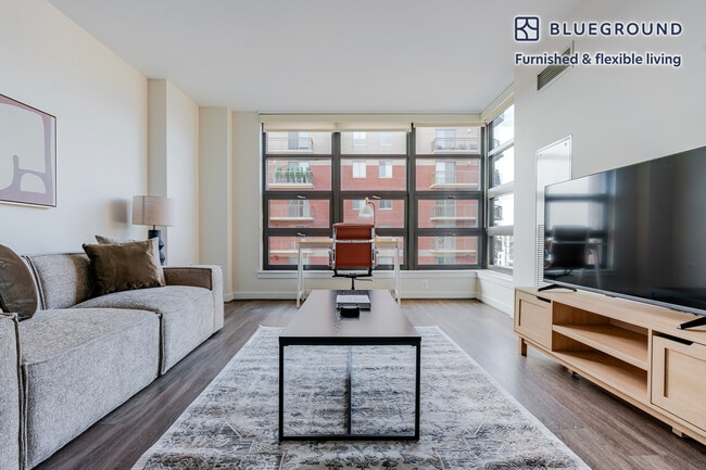 Photo - 3444 Fairfax Dr Unit FL12-ID1227