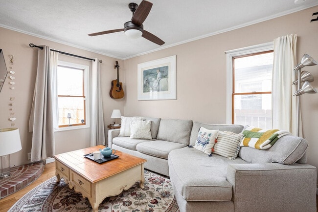 Building Photo - 5110 Norwaldo Ave Unit SI ID1537772P