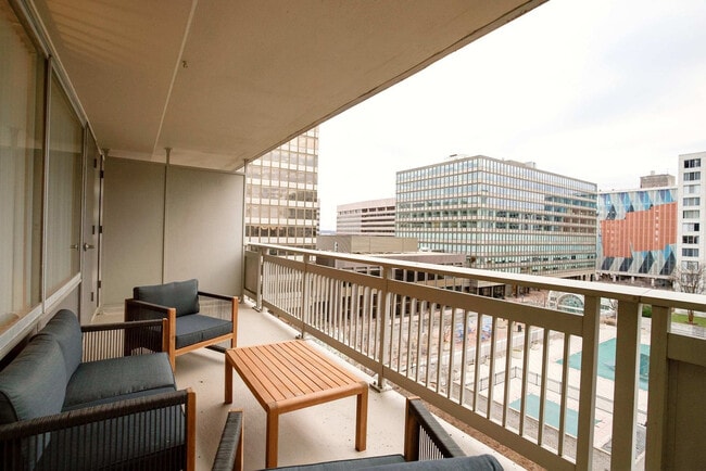 Photo - 2111 Richmond Hwy Unit FL6-ID1022388P