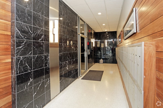 Lobby - Century House
