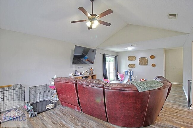 Photo - 1567 Pendleton Dr