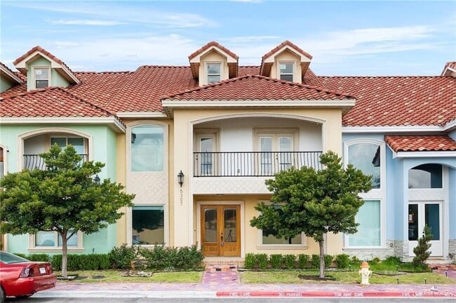 Building Photo - 5307 N Crown Point