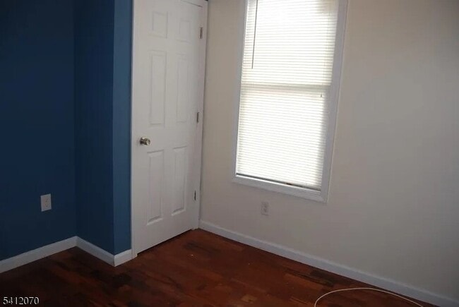 Photo - 29 Alexander St Unit 3