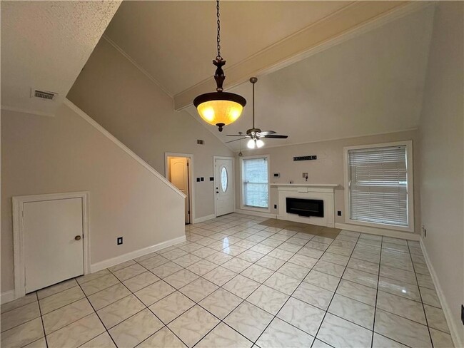 Photo - 2010 Snowbird Dr