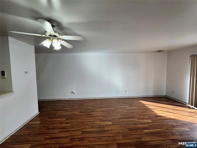 Photo - 19 Plauderville Ave Unit 101