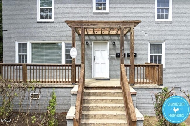 Building Photo - 1106 Garner Rd Unit D