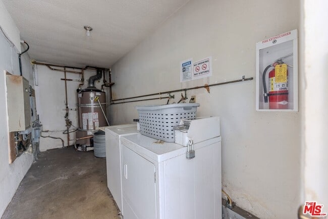 Photo - 1426 Orange Grove Ave