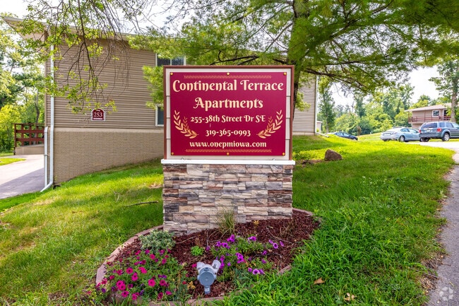 Building Photo - Continental Terrace Apartments
