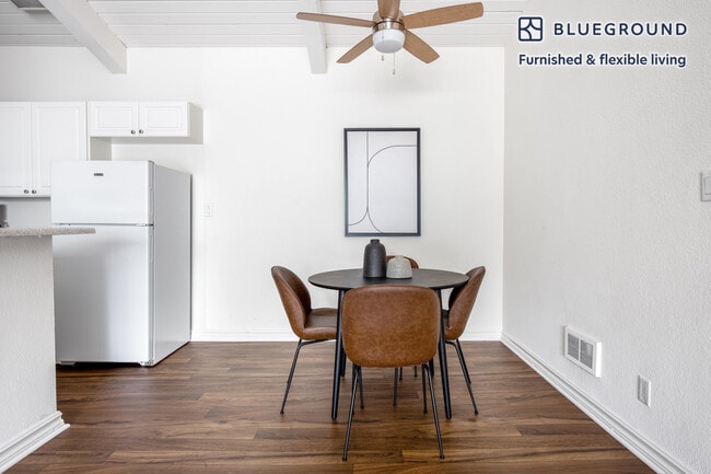 Photo - 6150 Canterbury Dr Unit FL3-ID329