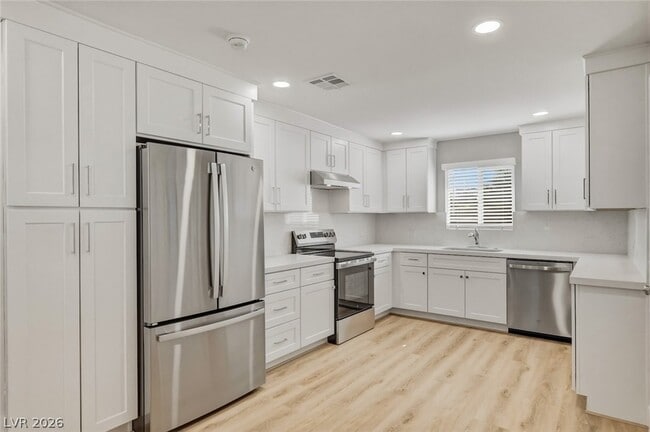 Photo - 1800 S 8th Pl