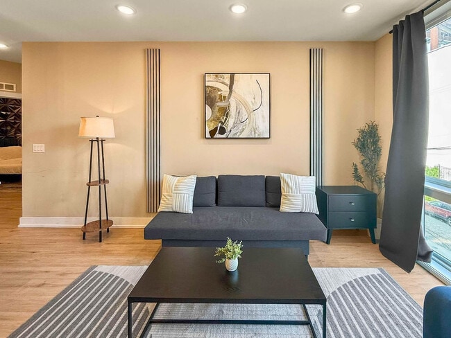 Photo - 28 Poplar St Unit ID1055955P