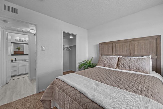 Photo - LAKE FAIRWAY