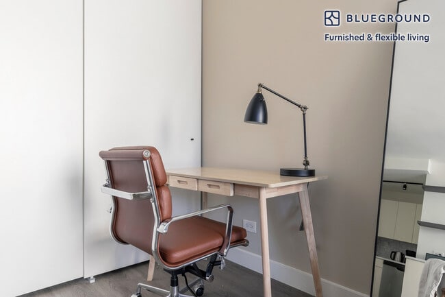 Photo - 21 E Chestnut St Unit FL10-ID1294