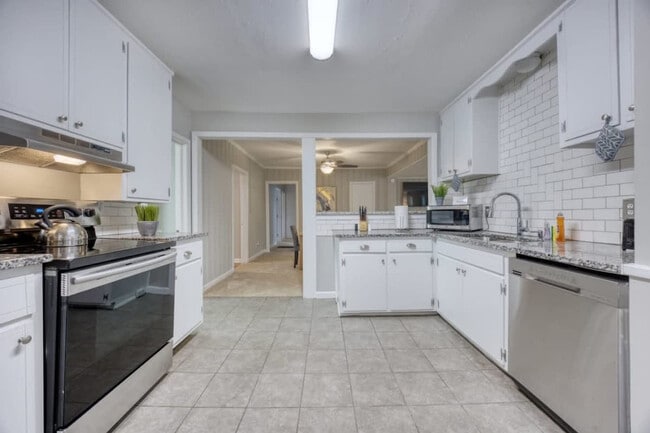 Photo - 2800 Gardenia St Unit ID1043741P