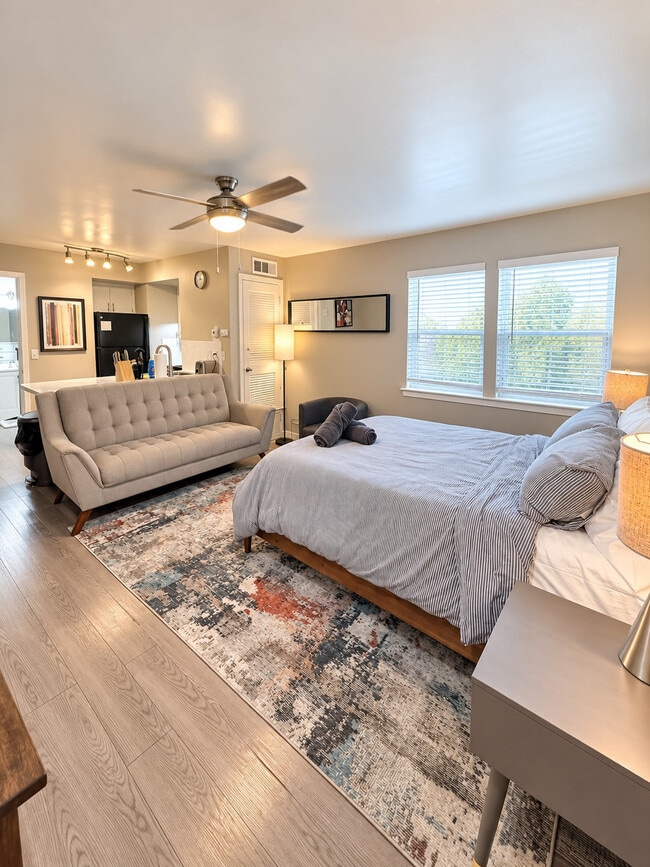Photo - 6811 Great Northern Blvd Unit SI ID1497886P