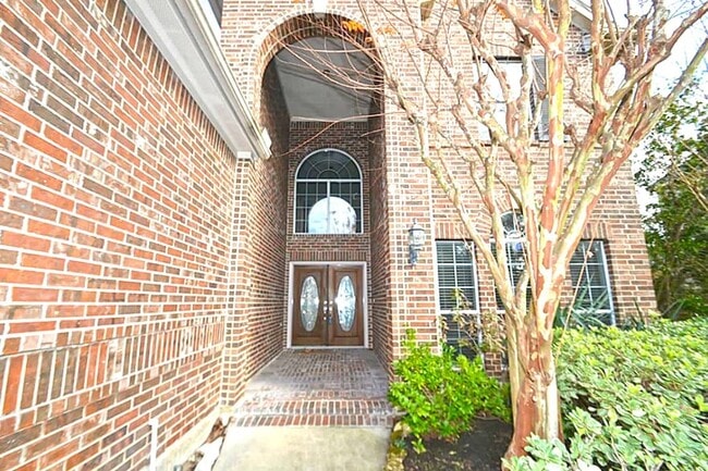 Photo - 5926 Solar Point Ln