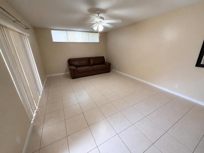 Photo - 8255 Severn Dr