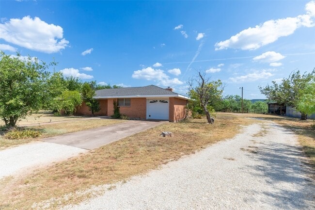 Photo - 109 Clark Rd