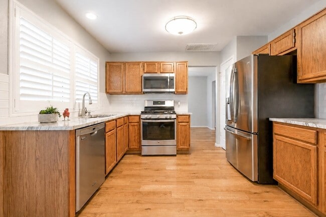 Photo - 17015 Fordingbridge Drive