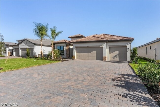 Photo - 18312 Ridgeline Dr