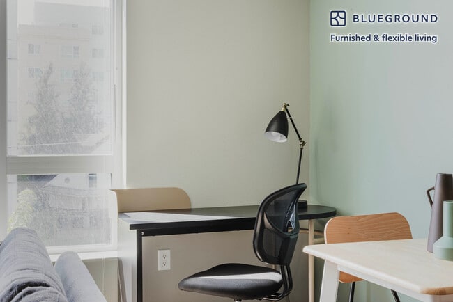 Photo - 104 12th Ave Unit FL5-ID752