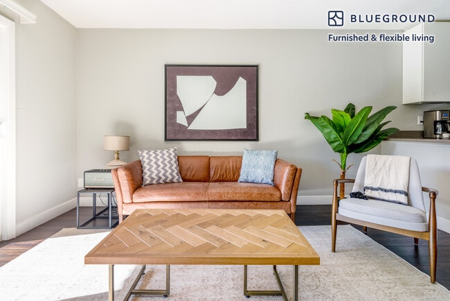 Photo - 655 S Fair Oaks Ave Unit SI FL1-ID392