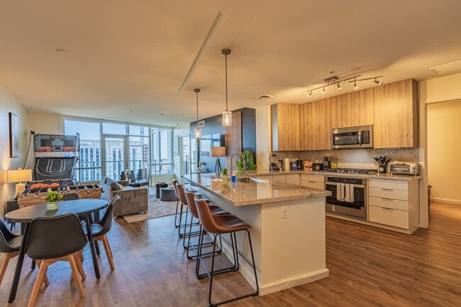 Photo - 44 W Monroe St Unit ID1263177P