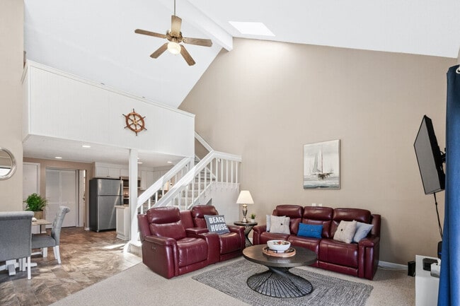 Building Photo - 27-E Colony Dr Unit ID1329037P