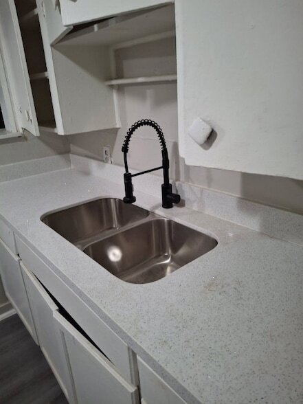 Photo - 5401 Doolittle Blvd