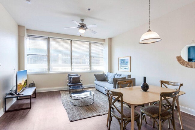 Photo - 925 Common St Unit SI ID1266929P