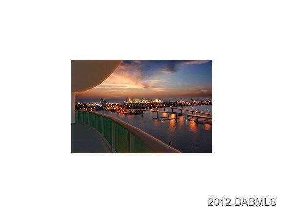 Photo - 241 Riverside Dr Unit 905