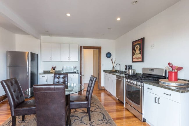 Photo - 15 Peverell St Unit SI ID1367488P