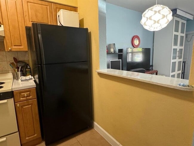 Photo - 2607 NE 8th Ave Unit 3