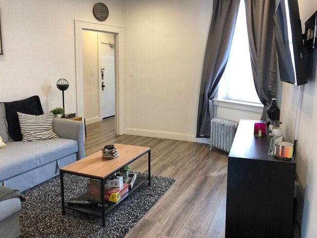 Building Photo - 81 Glenridge Ave